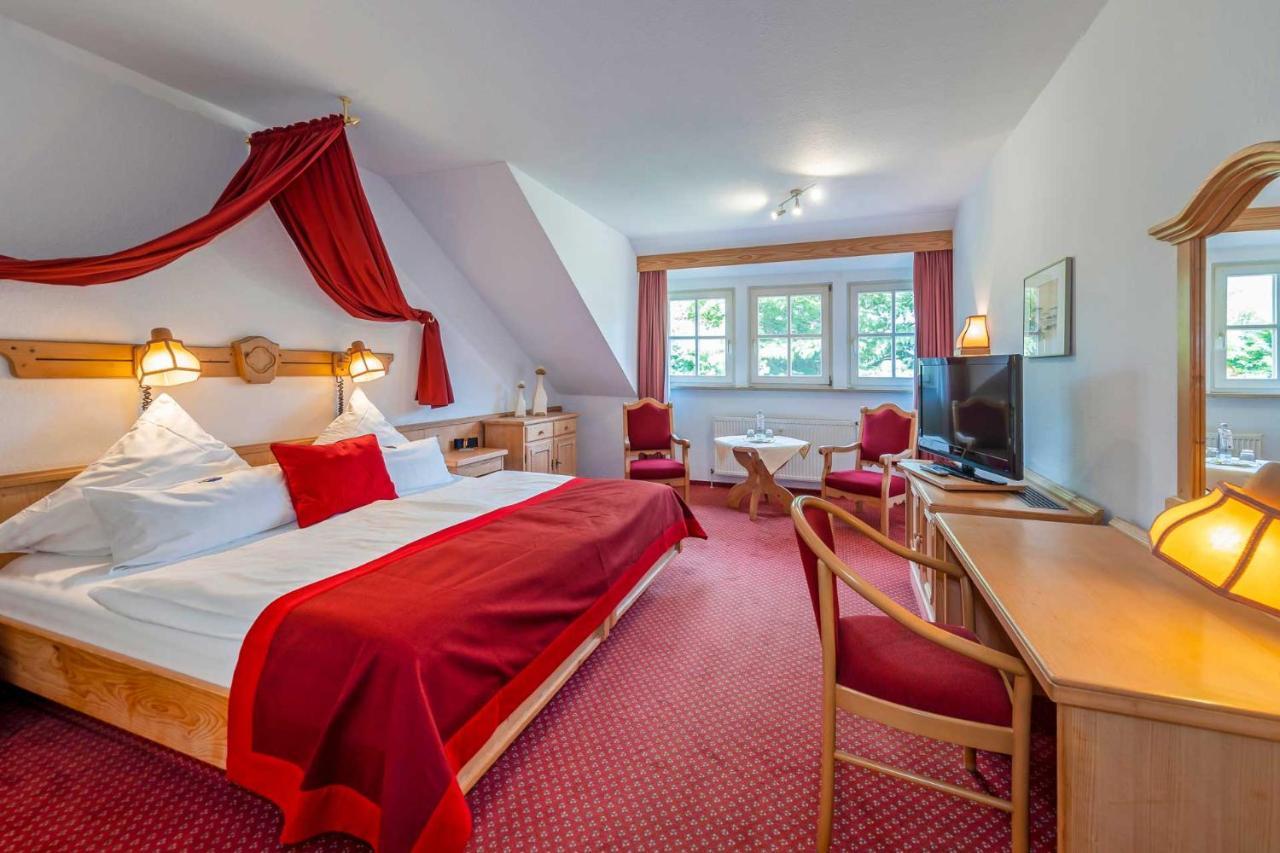 Hotel Landhaus Steinfeld Greetsiel Zewnętrze zdjęcie