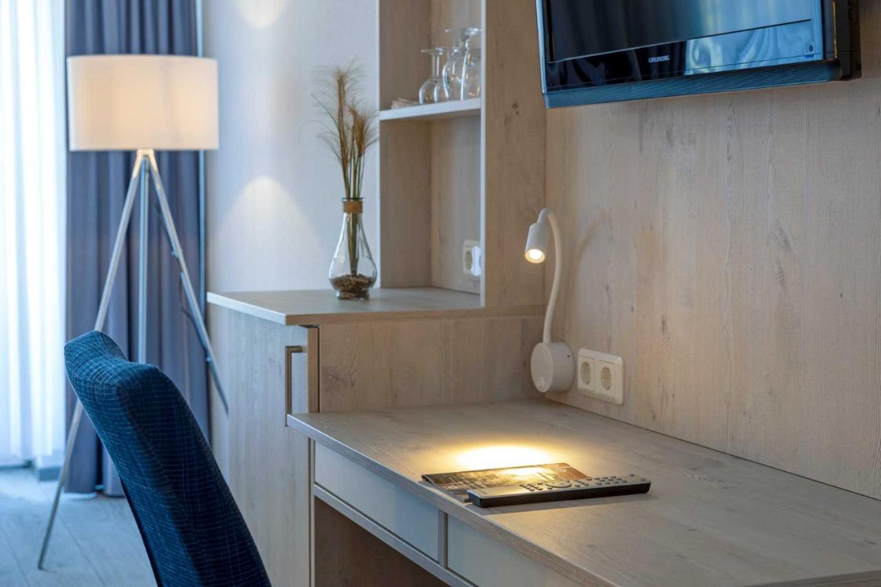 Hotel Landhaus Steinfeld Greetsiel Zewnętrze zdjęcie
