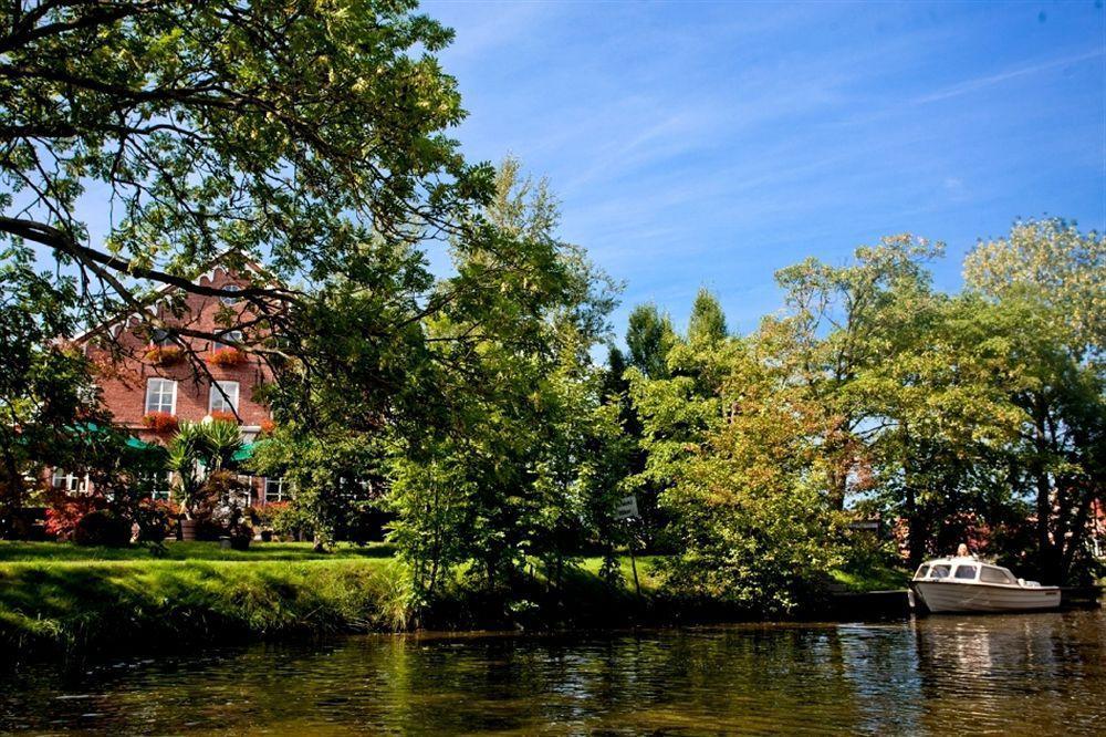 Hotel Landhaus Steinfeld Greetsiel Zewnętrze zdjęcie