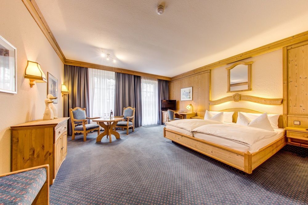 Hotel Landhaus Steinfeld Greetsiel Zewnętrze zdjęcie